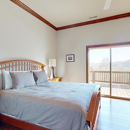 Апартаменты Smoky Mountain Escape Whittier Экстерьер фото